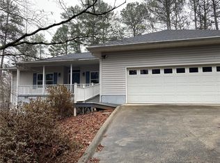 201 Red Cardinal Rd, Seneca, SC 29672