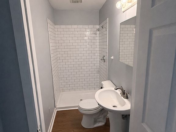 4th image of 368 N Garfield Ave