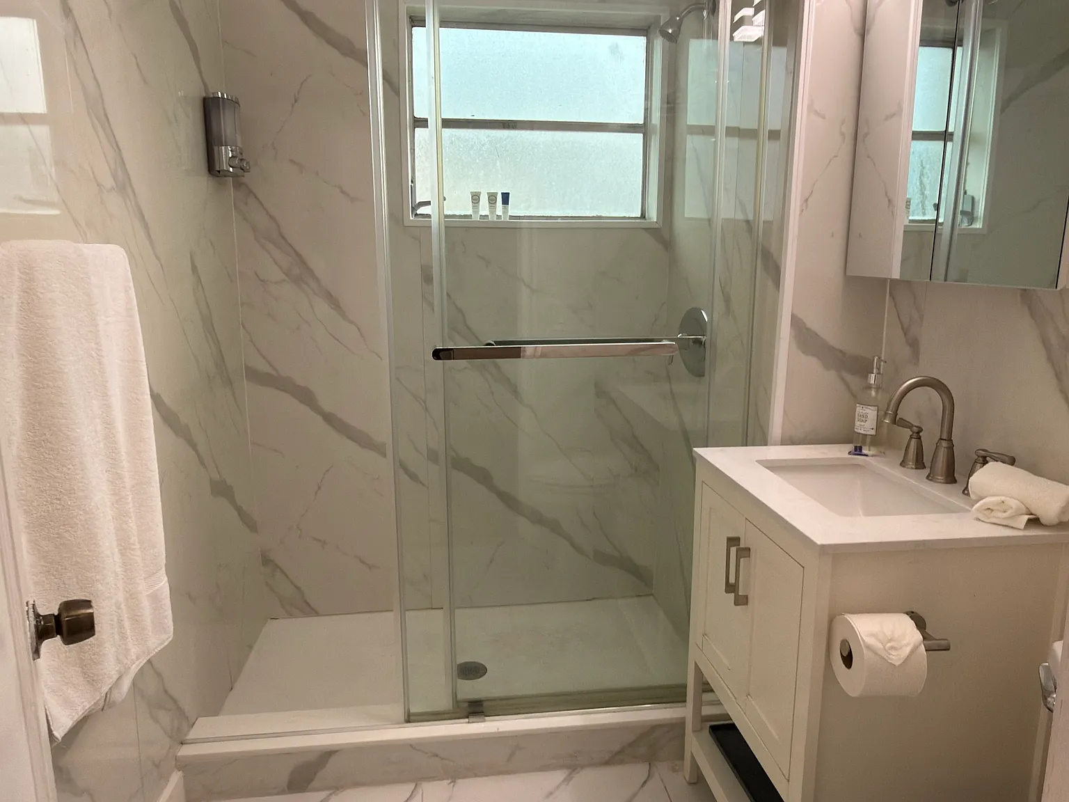 545 Michigan Ave — Photo 4