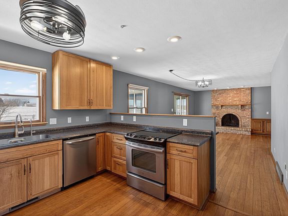 5th image of 1505 Knoll Ridge Dr