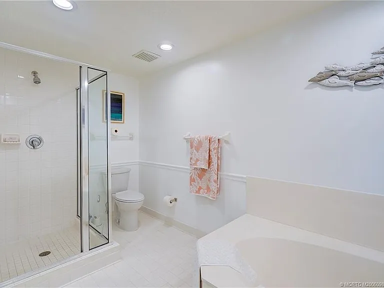 411 NE Plantation Rd #511 — Photo 33
