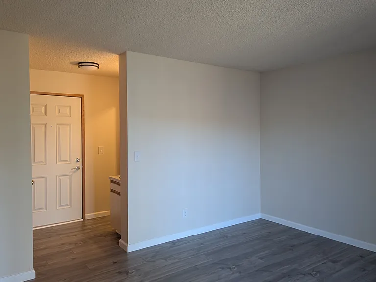 1565 NW Wall St #1-176-177 — Photo 11