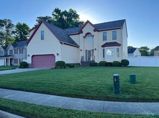 2 Dornock Ct, Hampton, VA 23666