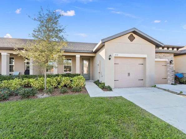 1719 Party Place, Fort Pierce, FL 34947