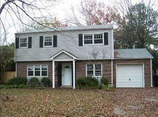 702 Balthrope Rd, Newport News, VA 23608