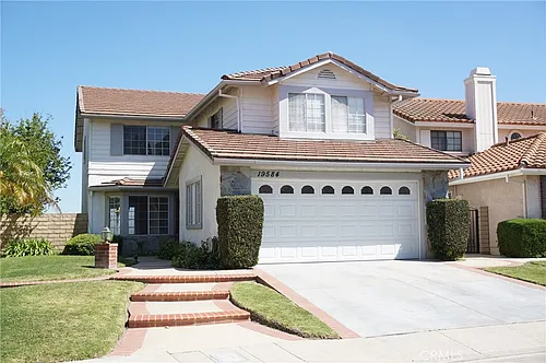 19584 Shadow Glen Cir Photo 1