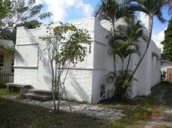 429 N East St, Lake Worth, FL 33460