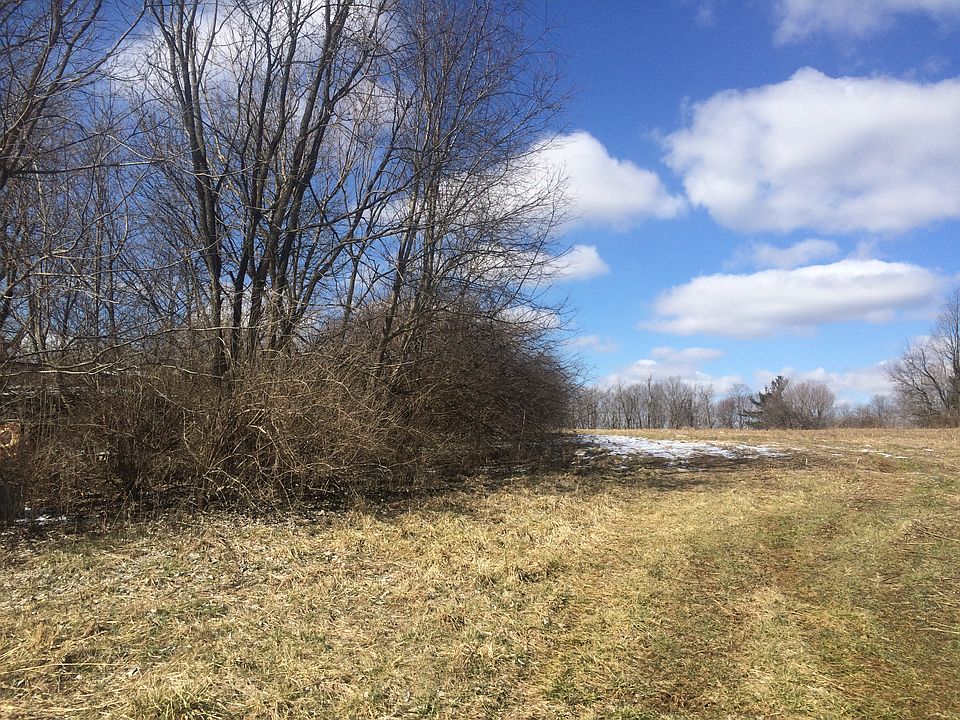 1st image of 1370-1380 Deer Haven Ln
