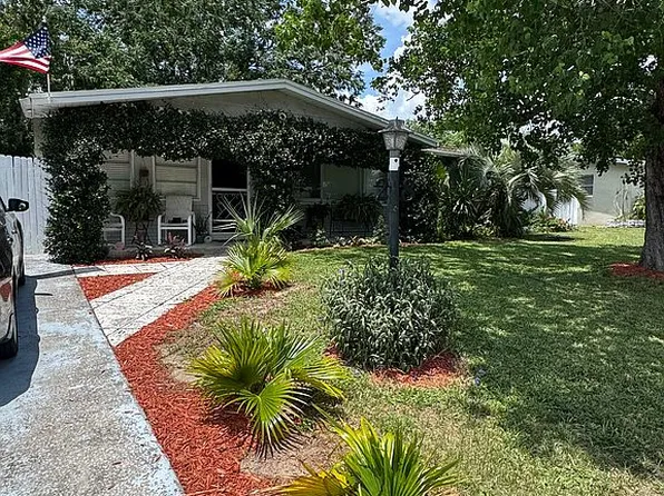 28 S Davis St, Beverly Hills, FL 34465