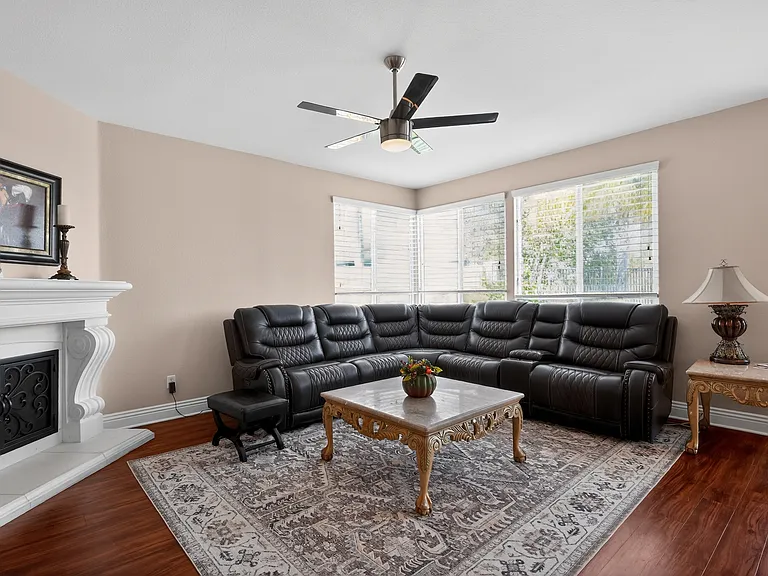 35920 Devonshire Ln — Photo 17
