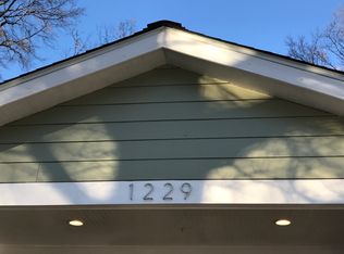 1229 Meadow Ln, Charlotte, NC 28205