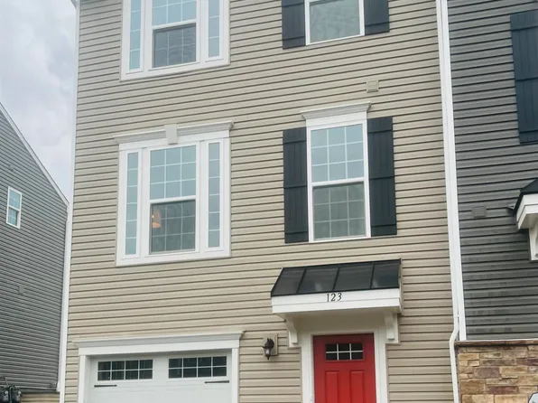 123 Magisk Ln, Morgantown, WV 26501