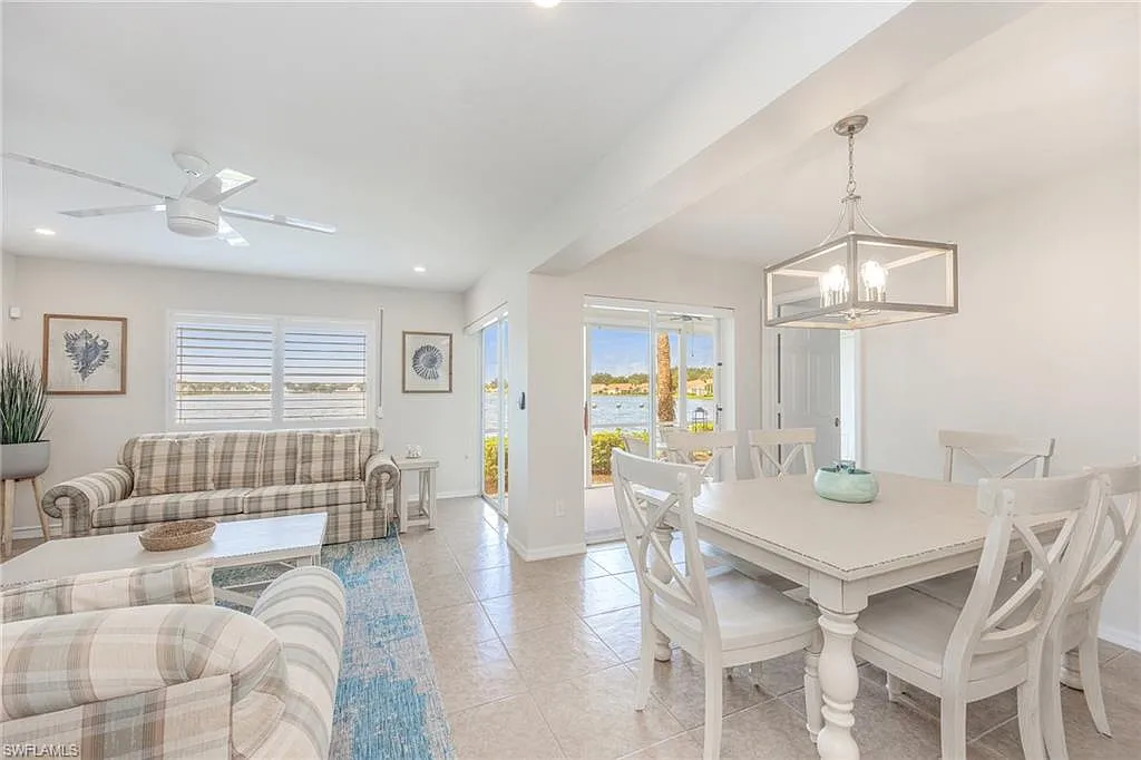 2 bed, 2.0 bath, 1249 sqft, $5,250 — Photo 1