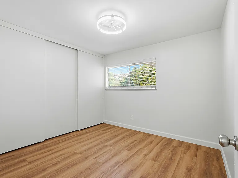 10432 Larwin Ave — Photo 14