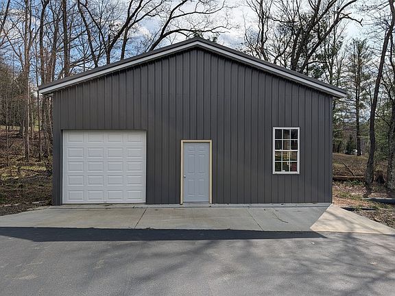 3rd image of 1448 Prussia Rd