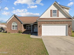 105 Fernie Ln, New Bern, NC 28562