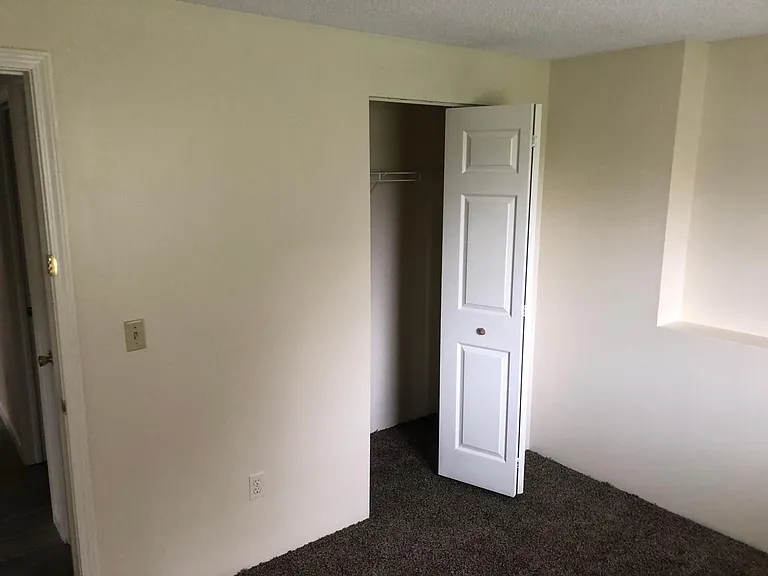 6822 Plaza Dr #7 — Photo 9