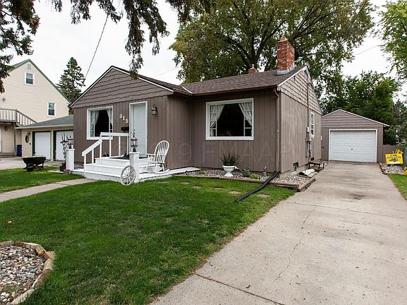 2nd image of 315 16th Ave S