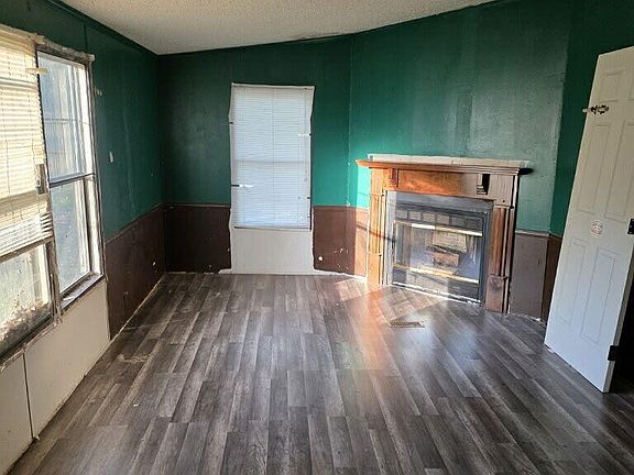 4th image of 505 Thomas Ln