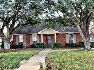 542 Deer Path, Pike Road, AL 36064