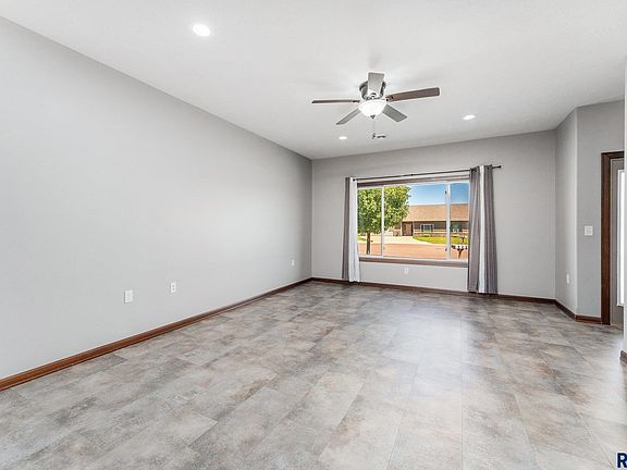 2nd image of 6407 S Keller Cir
