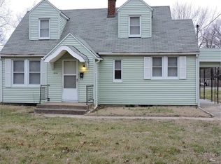2114 Lindell Ave, Murphysboro, IL 62966