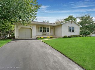 401 Ensign Ave, Beachwood, NJ 08722