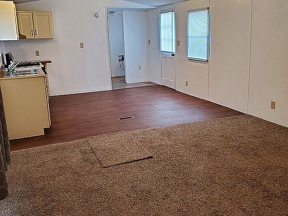 4th image of 2510 Border Dr