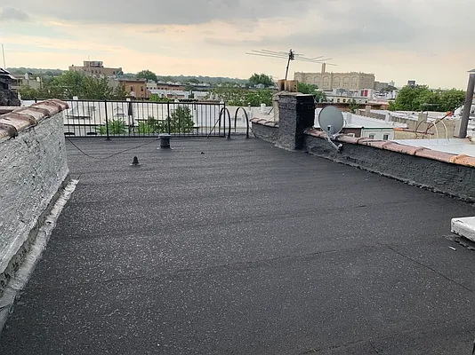 Rented by Highline Residential | media 8