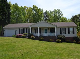551 Deerwood Dr, Blairs, VA 24527