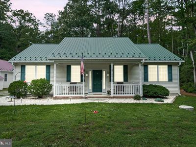 126 Pioneer Trl, Hague, VA, 22469