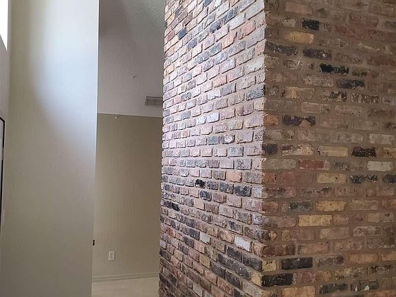 3rd image of 3605 Brookshire Dr