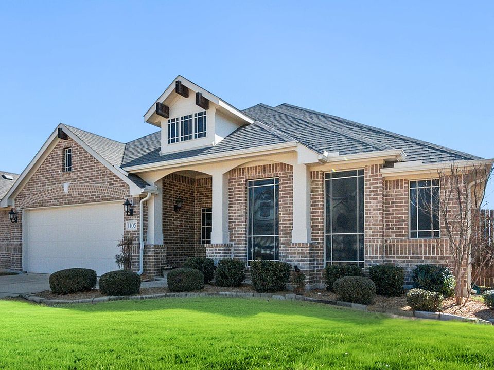 1st image of 1105 Foxtail Dr