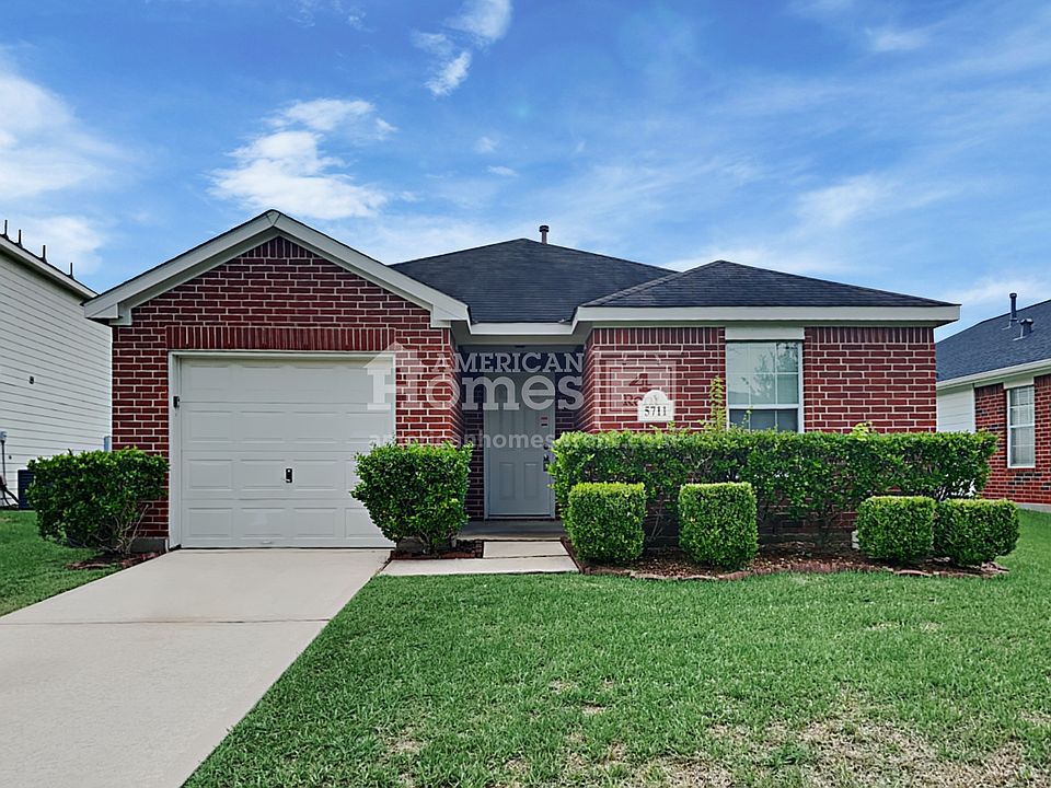 1st image of 5711 Vendi Dr