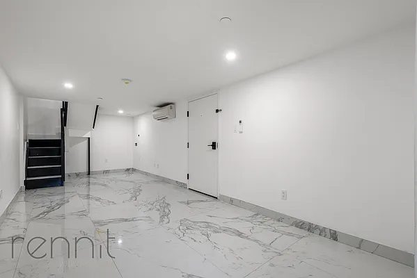 Rented by Rennit Inc. | media 9