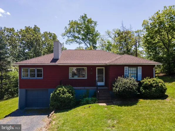 117 S Grove Ave, Edinburg, VA 22824