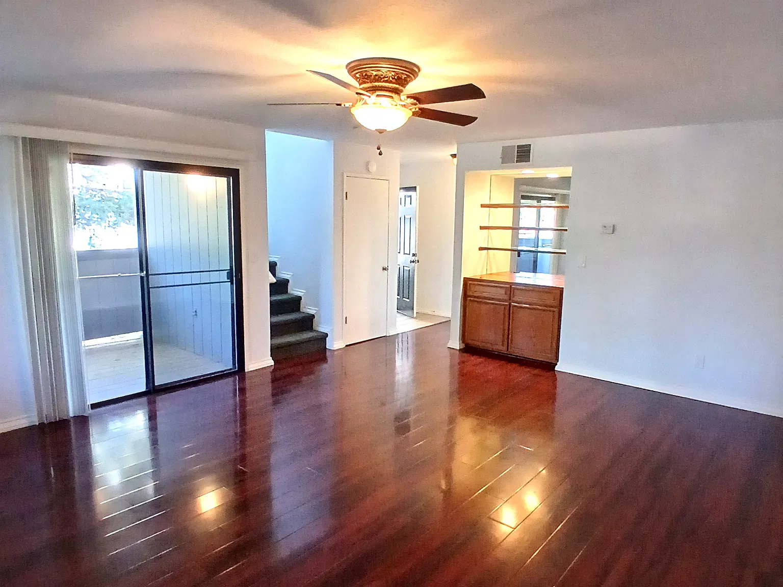 3 bed, 2.5 bath, 1628 sqft, $2,250 — Photo 1