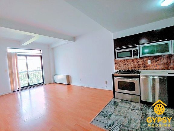 3rd image of 416 E 120th St APT 4A