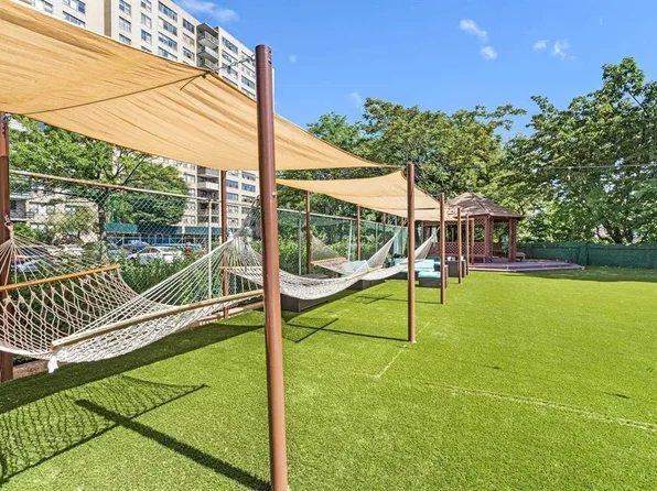 10 Huron Avenue image 27 of 33