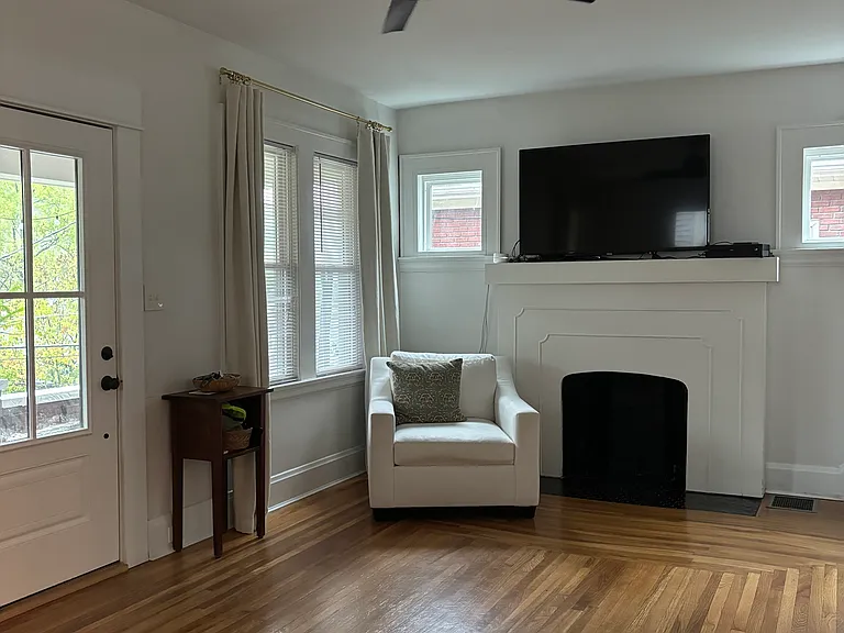 2035 New Linden Rd — Photo 8