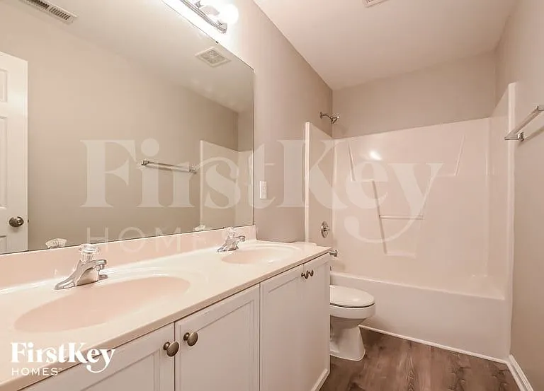 417 Blooming Meadows Rd — Photo 13