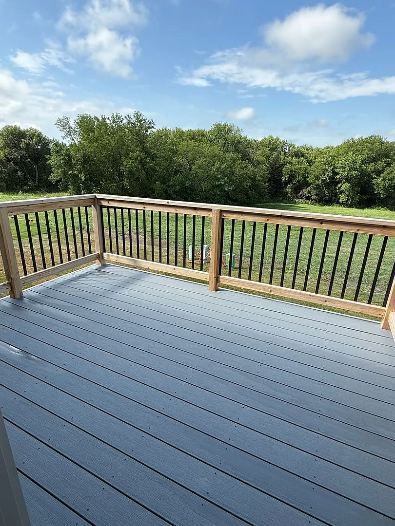 Zero entry ranch townhome with 2 stall garage. Spacious 2 bedrooms with walk in closets, 2.5 bath... — Photo 4
