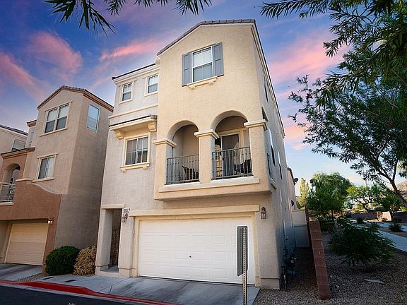 3rd image of 10637 Calf Creek Ct