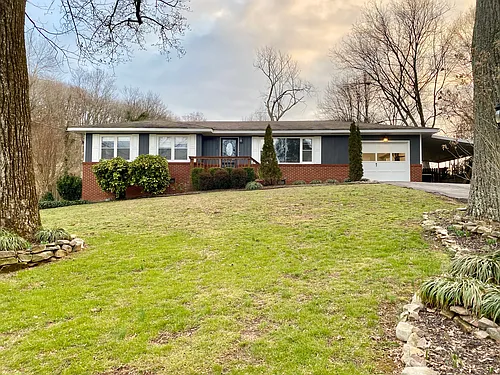 512 Harwood Dr Photo 1
