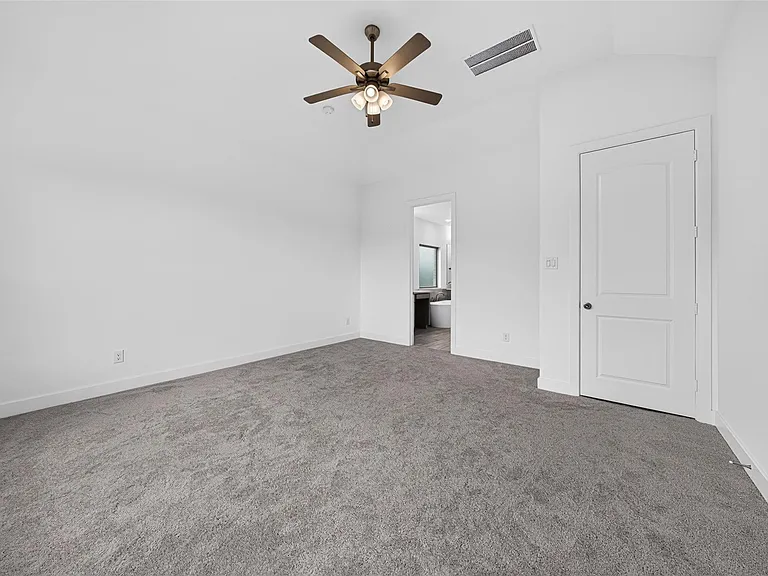 2803 Sweet Honey Ln — Photo 21