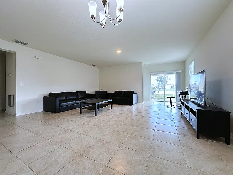 1824 Palmetto Scrub Cir — Photo 8