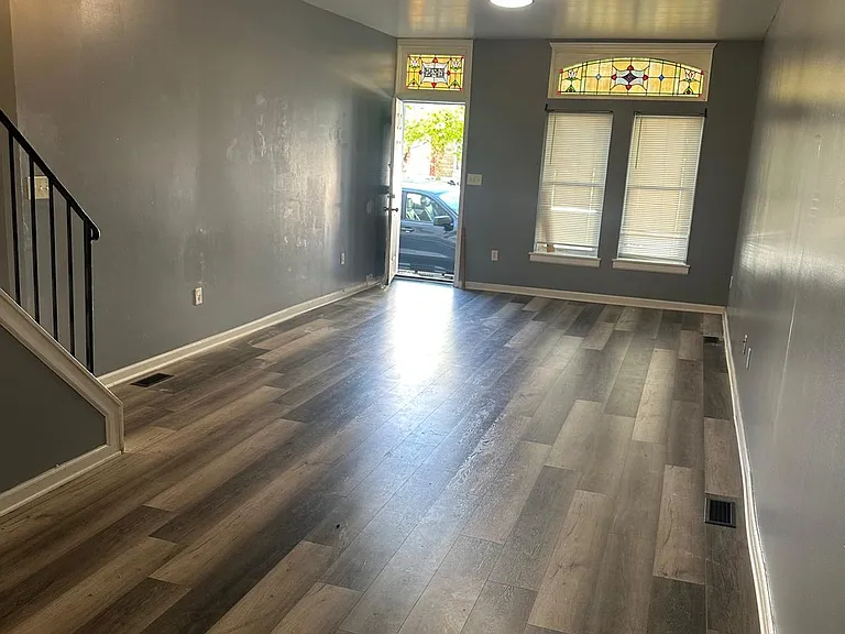 425 N Milton Ave — Photo 4