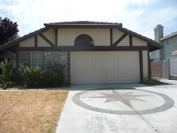 4th image of 2831 Rosarita St