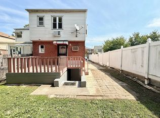 5918 154th Pl, Flushing, NY 11355