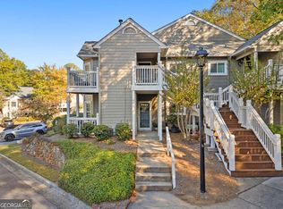 605 Mill Pond Rd, Roswell, GA 30076